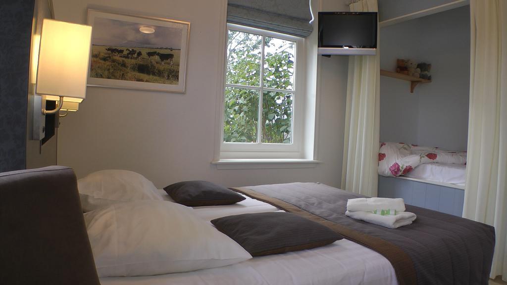 Bed And Breakfast Hoeve Chapeau Katwoude Quarto foto
